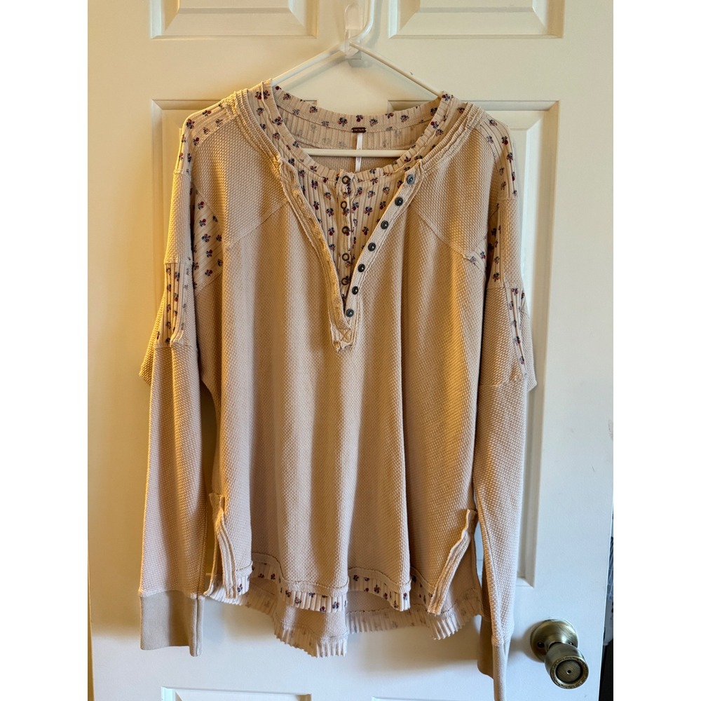 Free People One of the Girls Henley Thermal Top Tan Floral Mixed Media NEW-Med